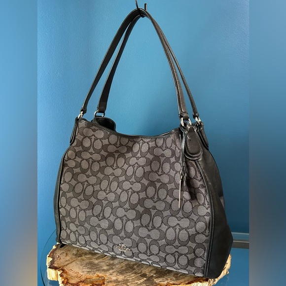 Coach Edie Signature Jacquard Hobo Shoulder Bag 33523 EUC - Picture 3 of 17